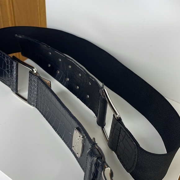 Michael Kors Double Prong Stretch Belt - Black/Silver/Crocodile - Large - Picture 3 of 5